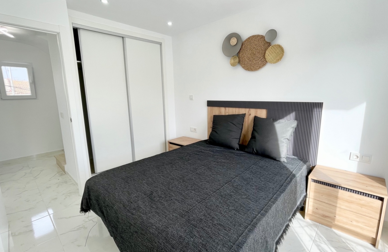 Resale - House - Torrevieja - Los Balcones