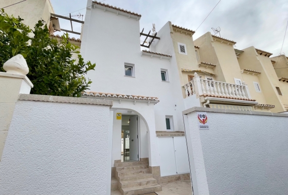 Resale - House - Torrevieja - Los Balcones