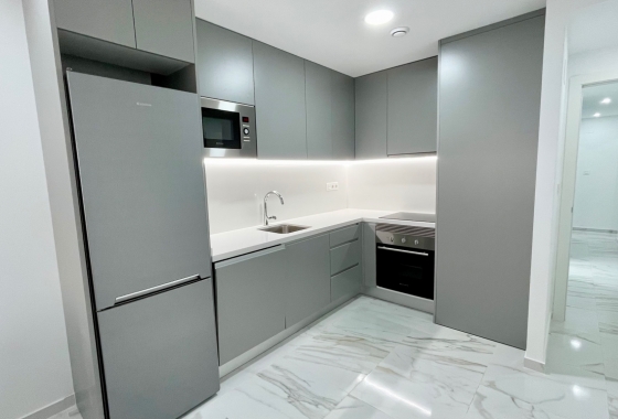 Resale - Apartment / flat - Torrevieja - Centro