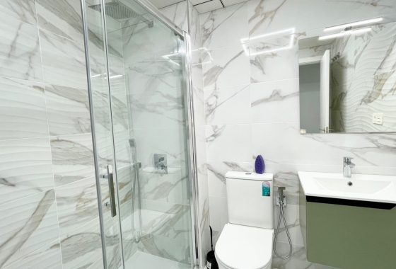 Resale - Apartment / flat - Torrevieja - Centro