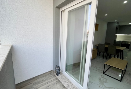 Resale - Apartment / flat - Torrevieja - Centro