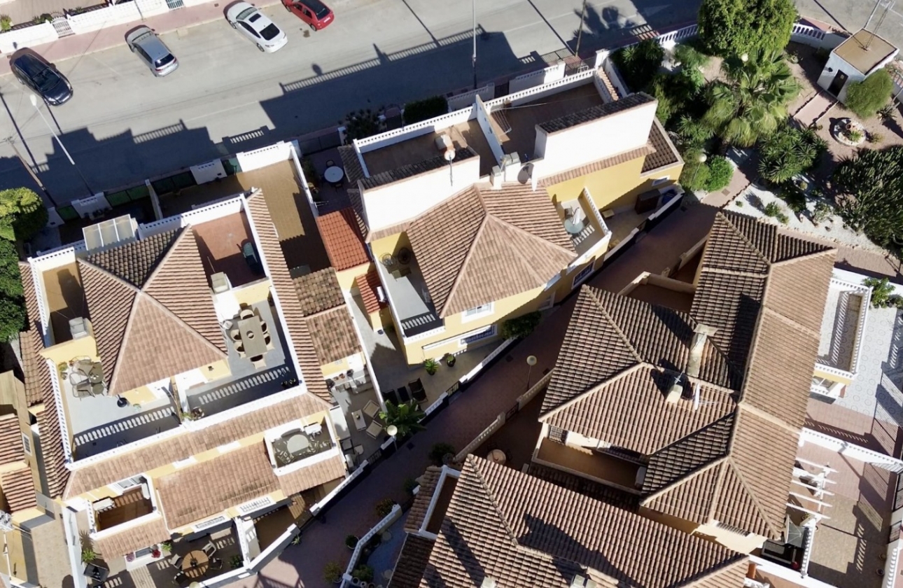 Resale - House - Orihuela Costa - La Florida