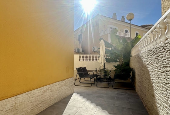 Resale - House - Orihuela Costa - La Florida