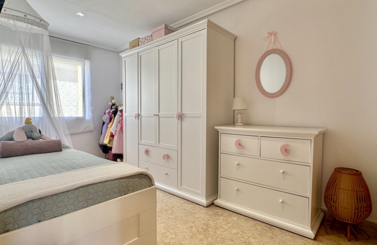 Resale - House - Orihuela Costa - La Florida