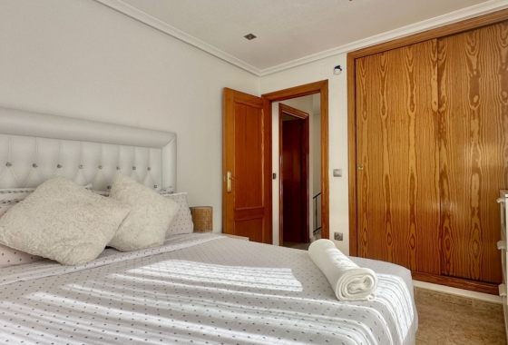 Resale - House - Orihuela Costa - La Florida