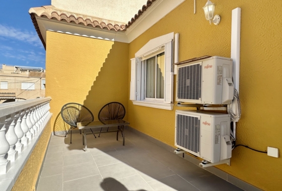Resale - House - Orihuela Costa - La Florida