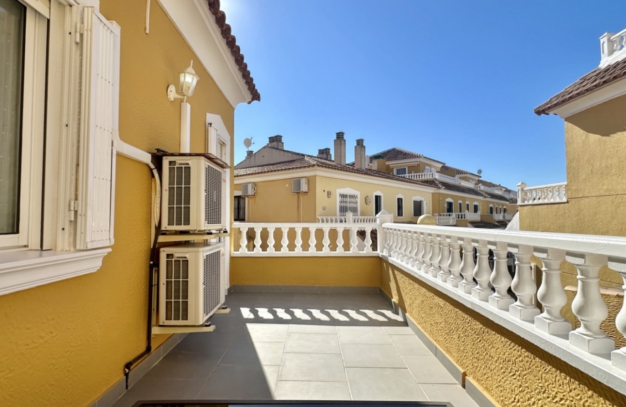 Resale - House - Orihuela Costa - La Florida