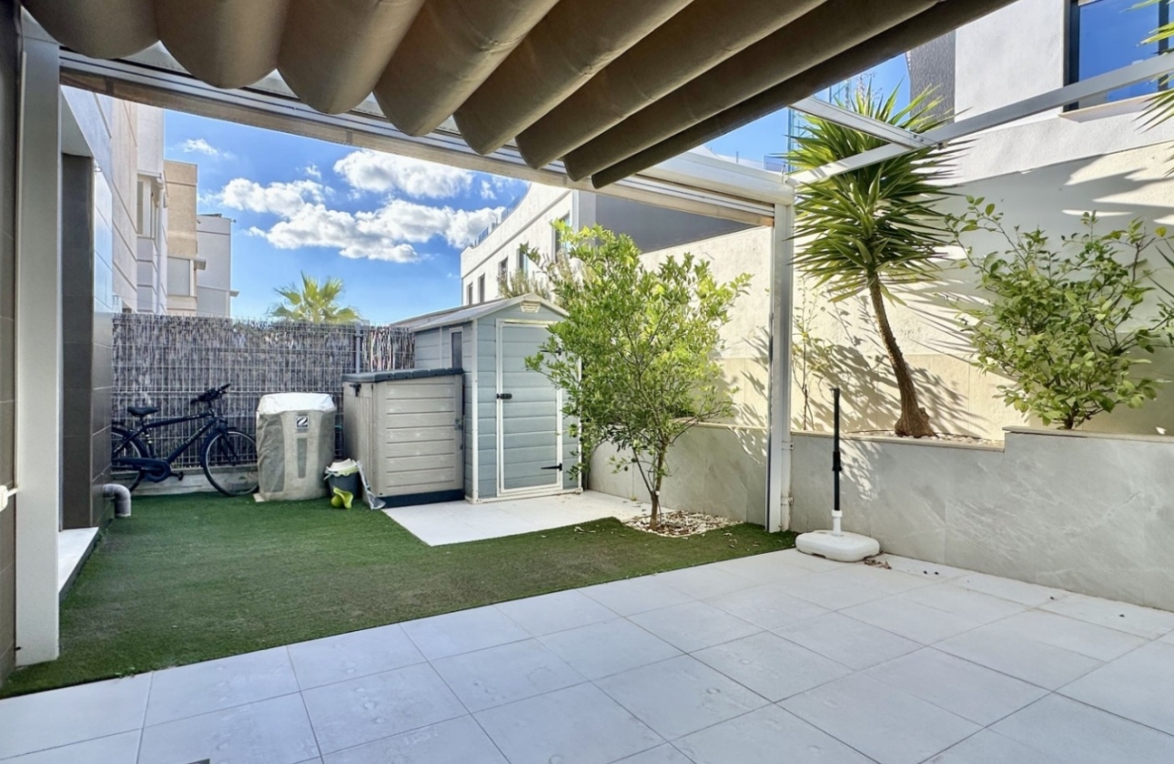 Revente - Villa - Orihuela Costa - Lomas de Cabo Roig