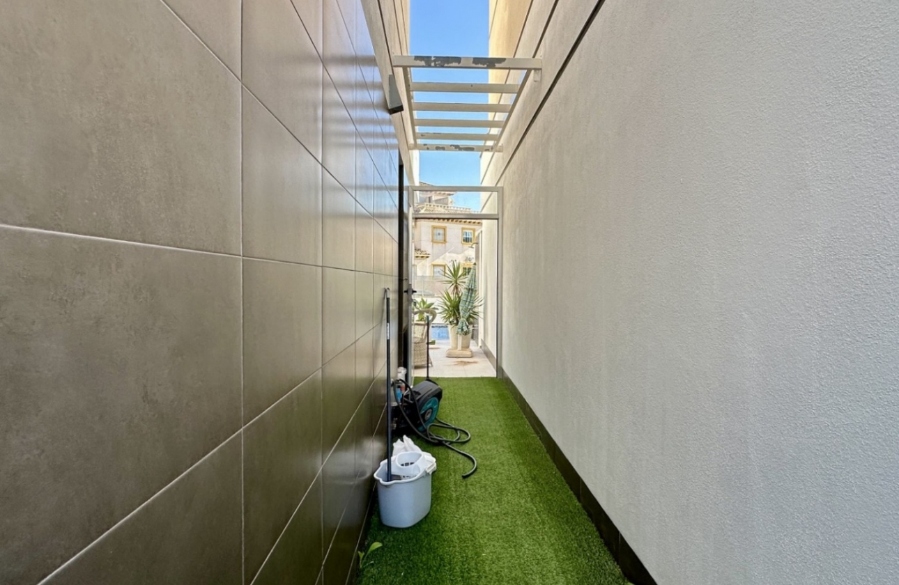 Revente - Villa - Orihuela Costa - Lomas de Cabo Roig