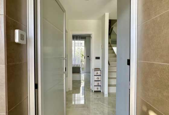 Revente - Villa - Orihuela Costa - Lomas de Cabo Roig