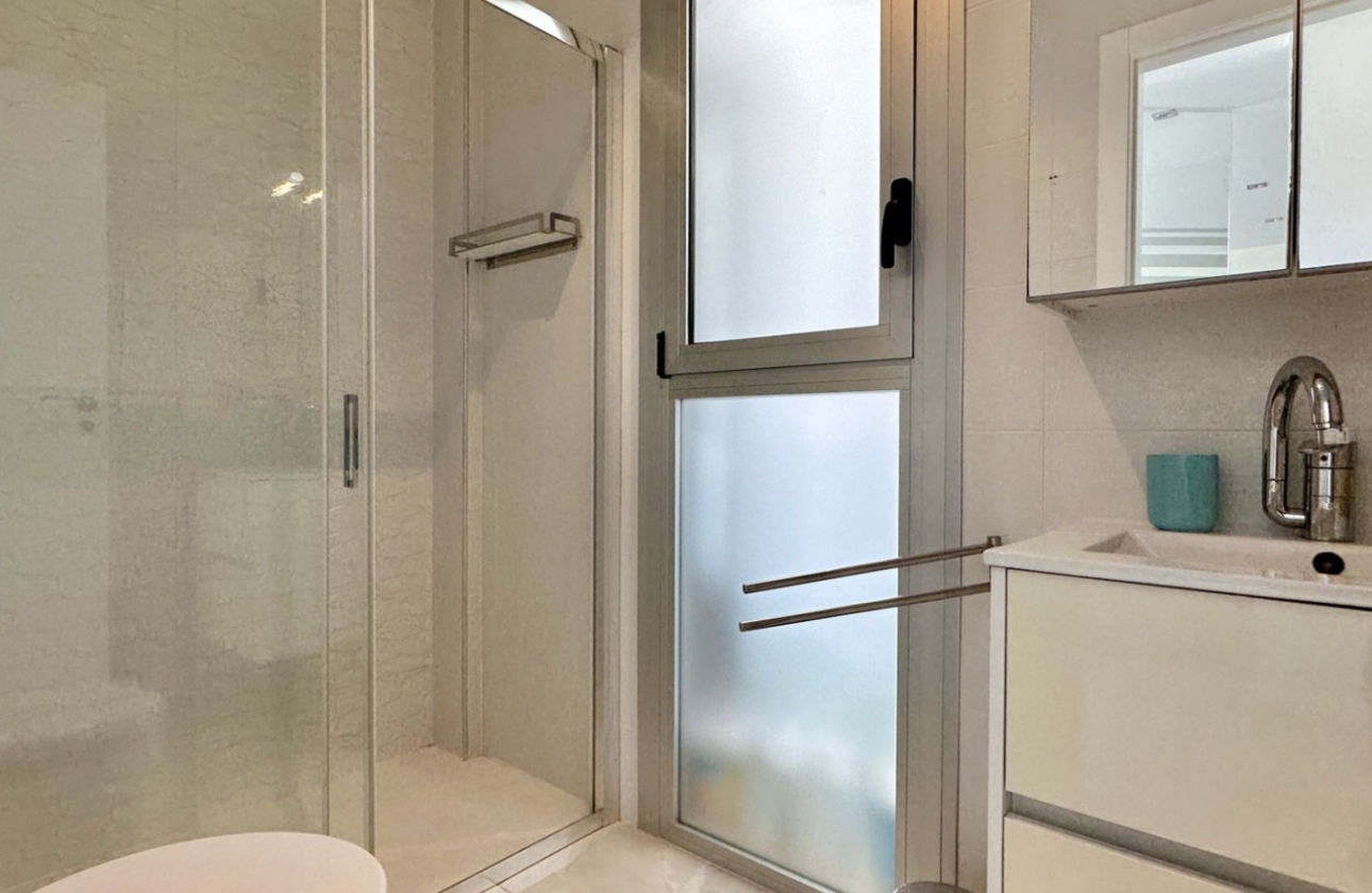 Revente - Villa - Orihuela Costa - Lomas de Cabo Roig