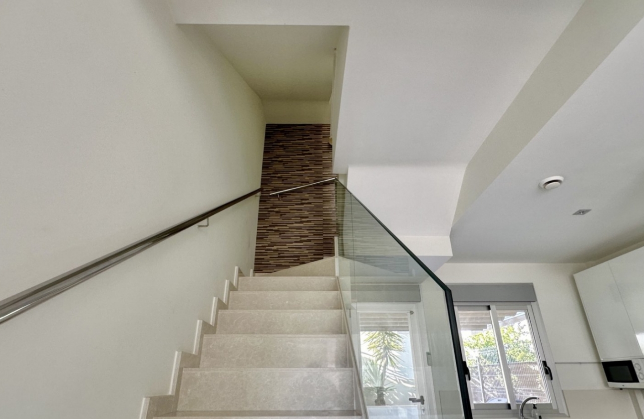 Revente - Villa - Orihuela Costa - Lomas de Cabo Roig