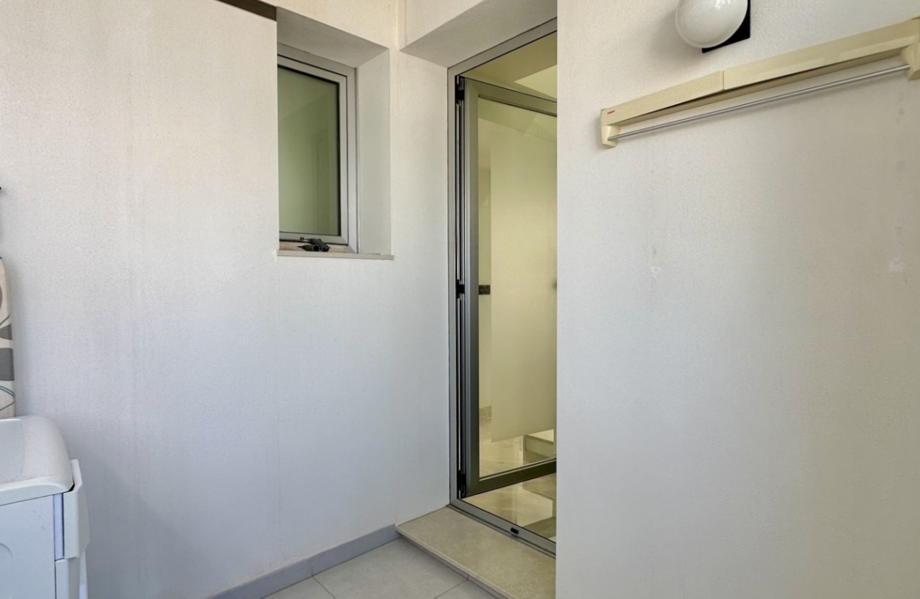 Revente - Villa - Orihuela Costa - Lomas de Cabo Roig