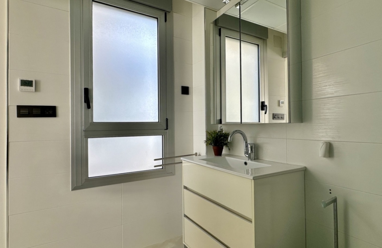 Revente - Villa - Orihuela Costa - Lomas de Cabo Roig