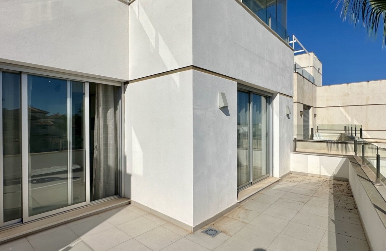 Revente - Villa - Orihuela Costa - Lomas de Cabo Roig