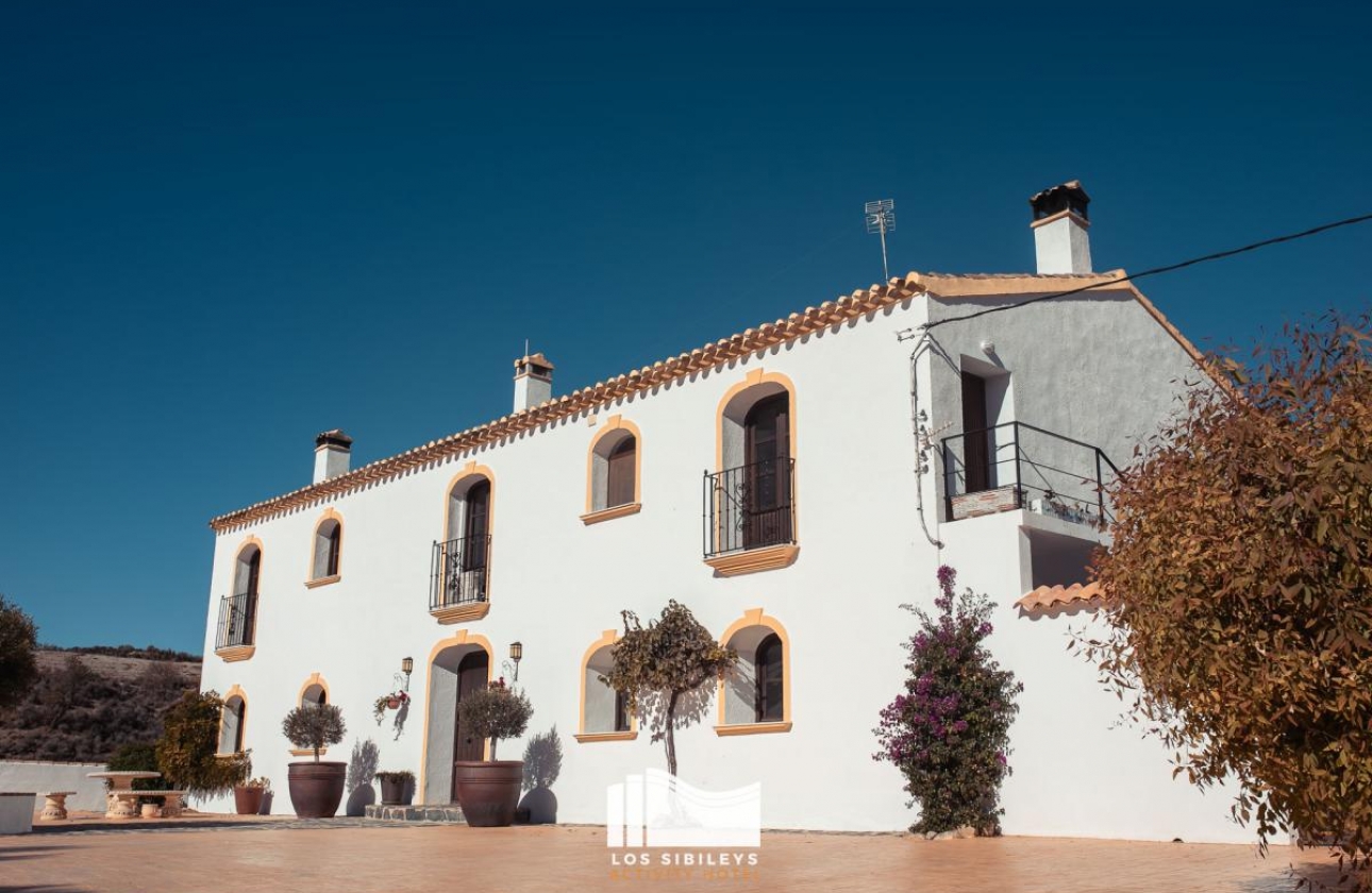 Resale - Finca / Country Property - Murcia