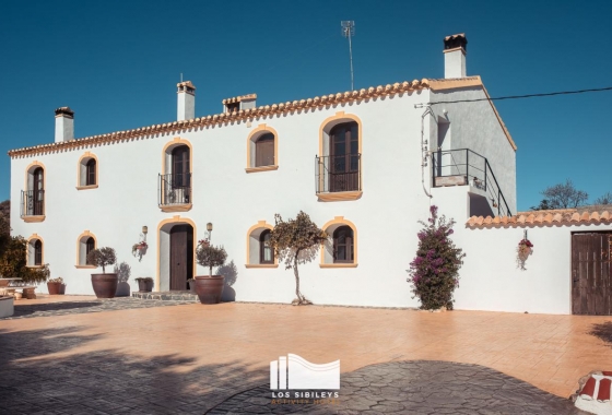 Resale - Finca / Country Property - Murcia