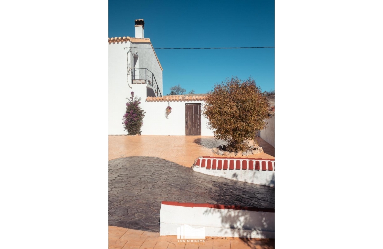 Resale - Finca / Country Property - Murcia