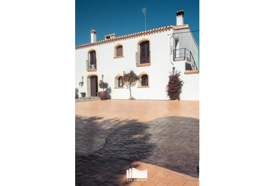 Resale - Finca / Country Property - Murcia