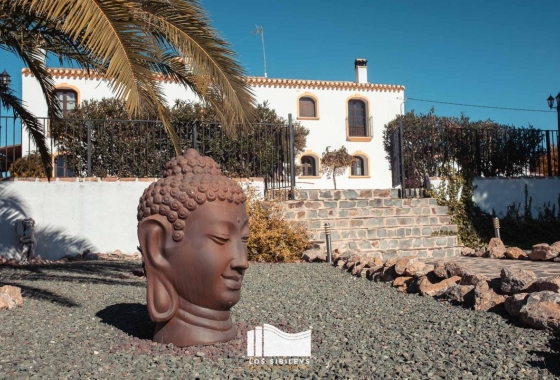 Resale - Finca / Country Property - Murcia