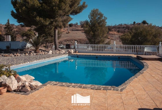 Resale - Finca / Country Property - Murcia