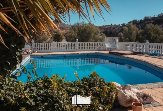 Resale - Finca / Country Property - Murcia