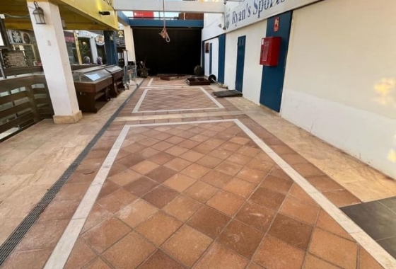 Reventa - Comercial - Orihuela Costa