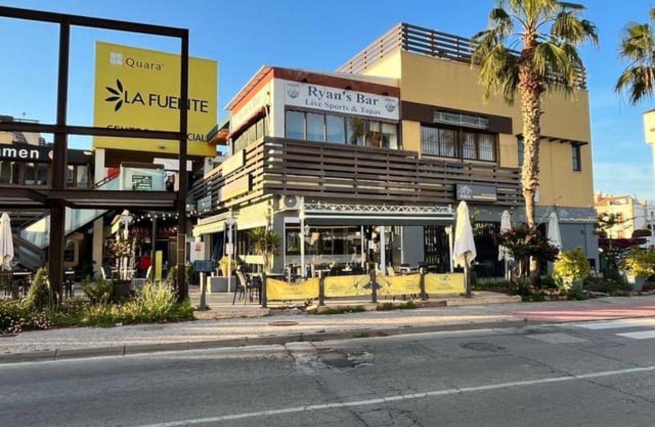 Reventa - Comercial - Orihuela Costa