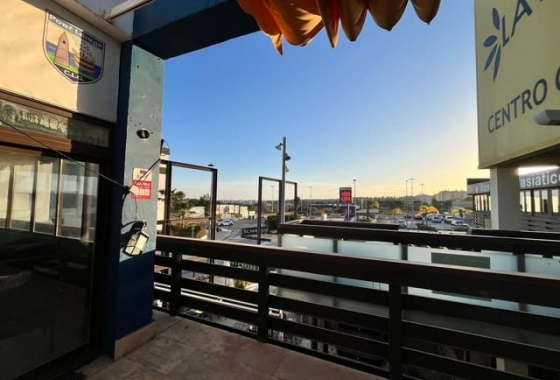 Reventa - Comercial - Orihuela Costa