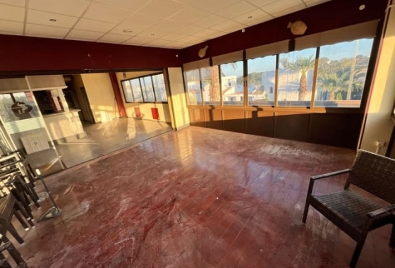 Reventa - Comercial - Orihuela Costa