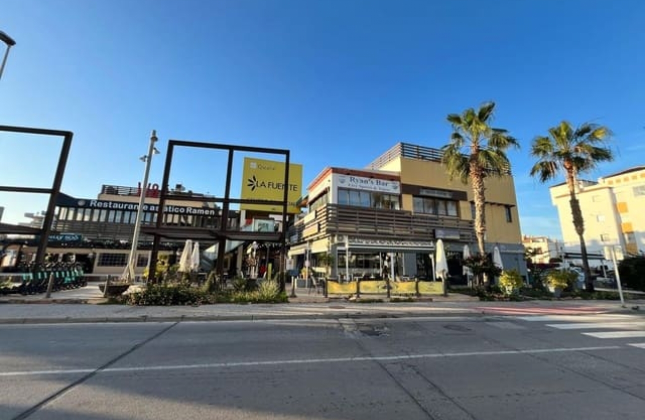 Reventa - Comercial - Orihuela Costa