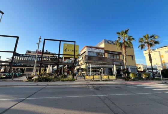 Reventa - Comercial - Orihuela Costa