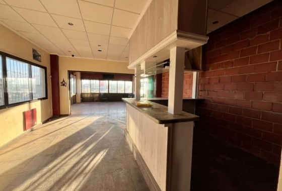 Reventa - Comercial - Orihuela Costa