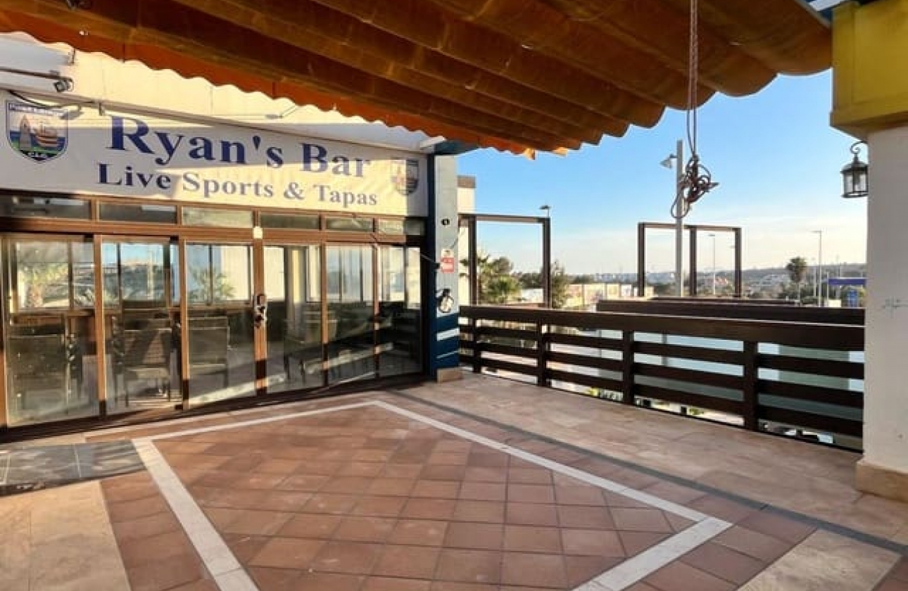 Reventa - Comercial - Orihuela Costa