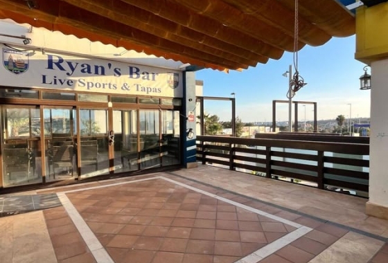 Reventa - Comercial - Orihuela Costa