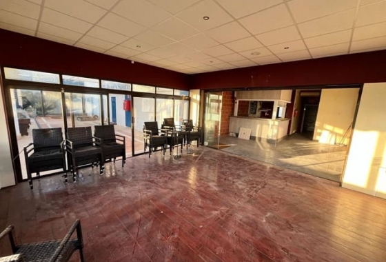 Reventa - Comercial - Orihuela Costa