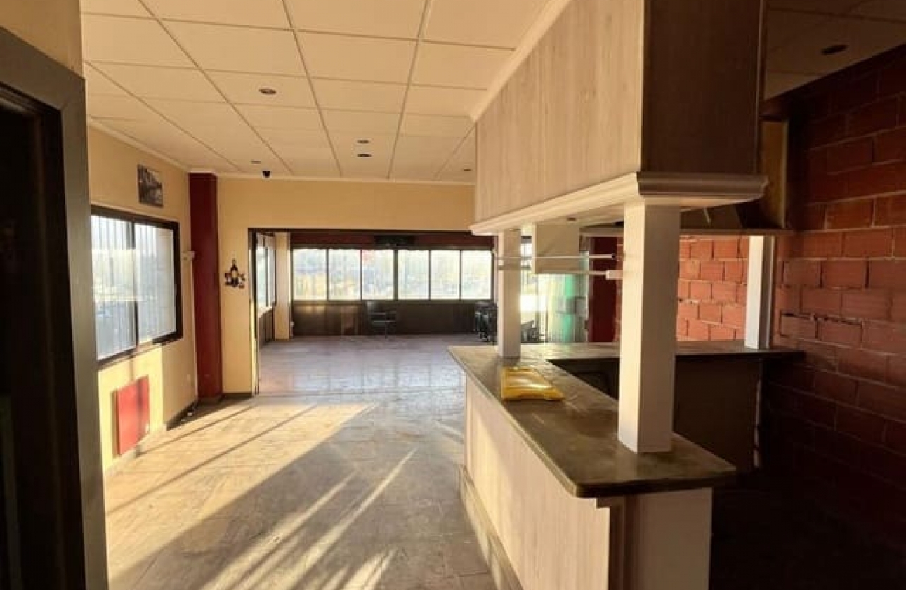 Reventa - Comercial - Orihuela Costa