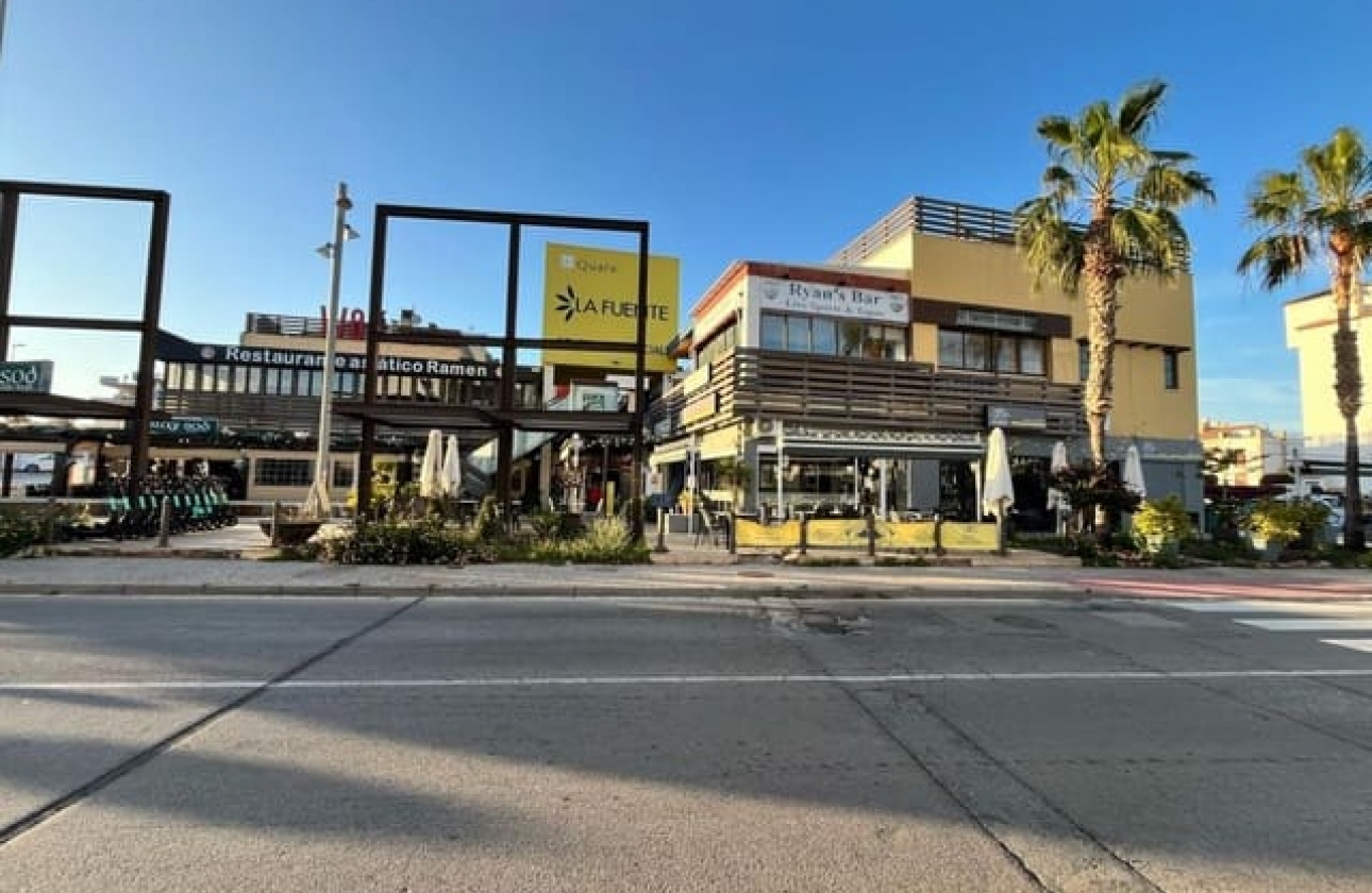 Reventa - Comercial - Orihuela Costa