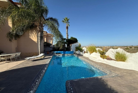 Revente - Villa - San Miguel de Salinas