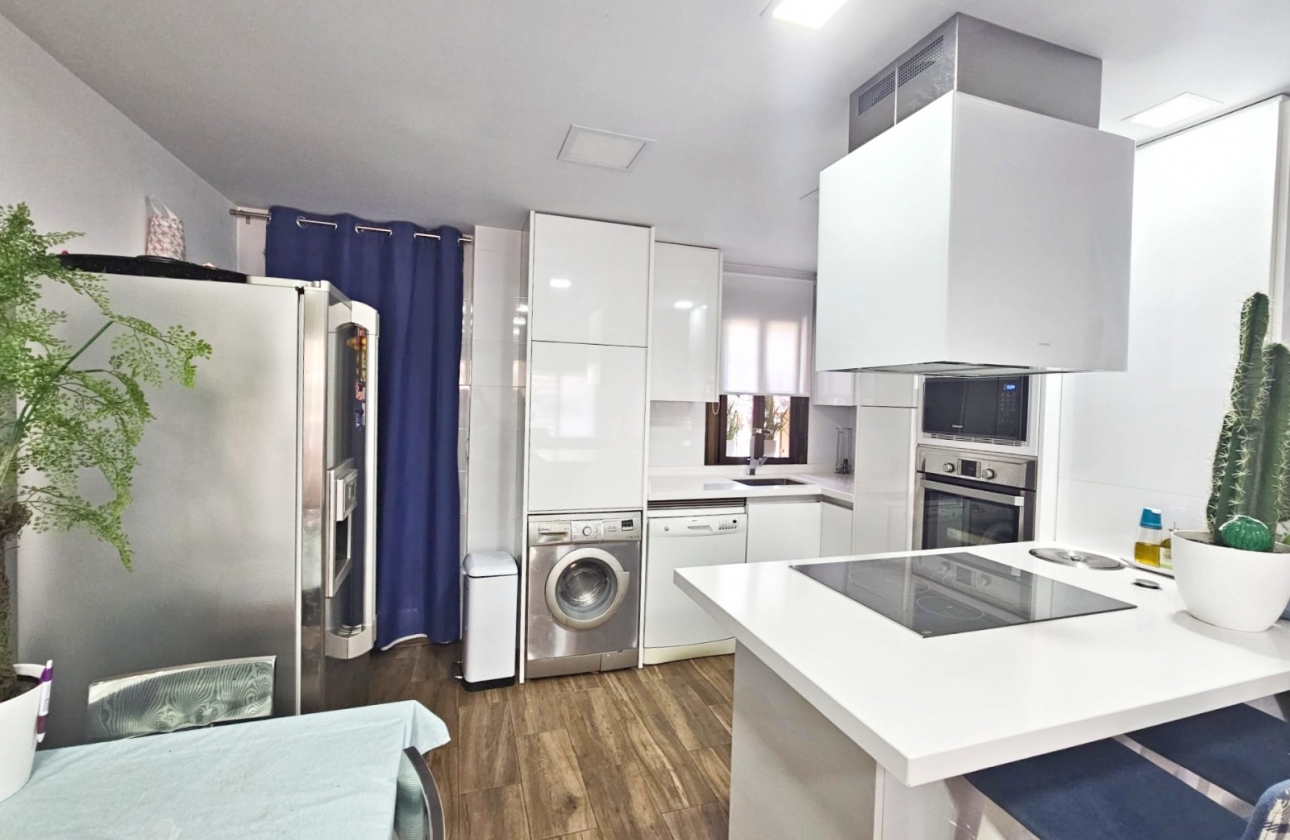 Resale - Apartment / flat - Los Alcazares - Pueblo Patrica