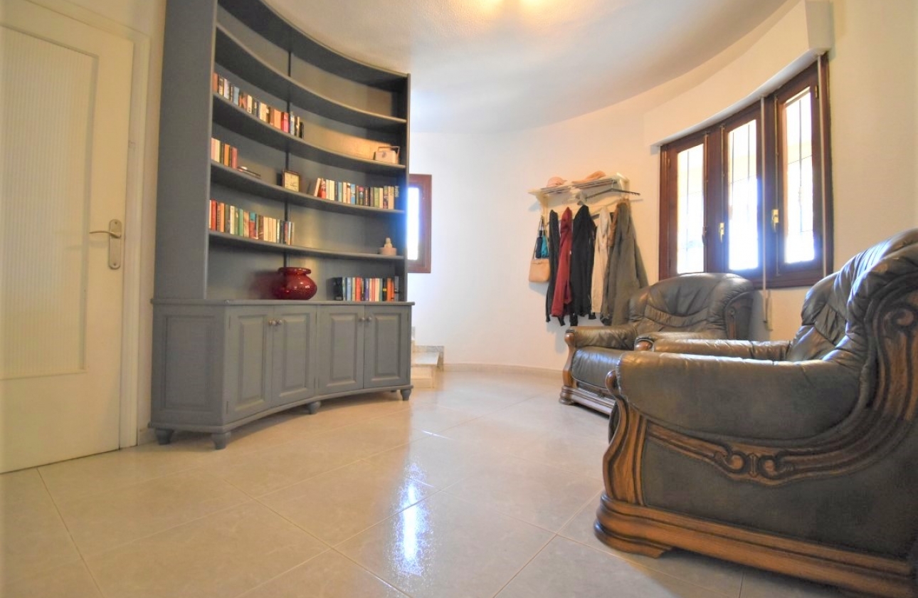 Resale - Villa - Orihuela Costa - Villamartin