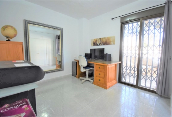 Resale - Villa - Orihuela Costa - Villamartin