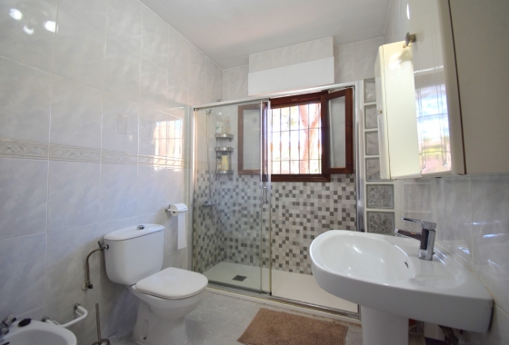 Resale - Villa - Orihuela Costa - Villamartin