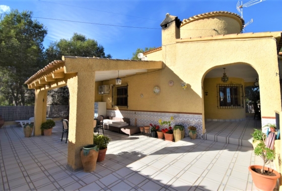 Resale - Villa - Orihuela Costa - Villamartin