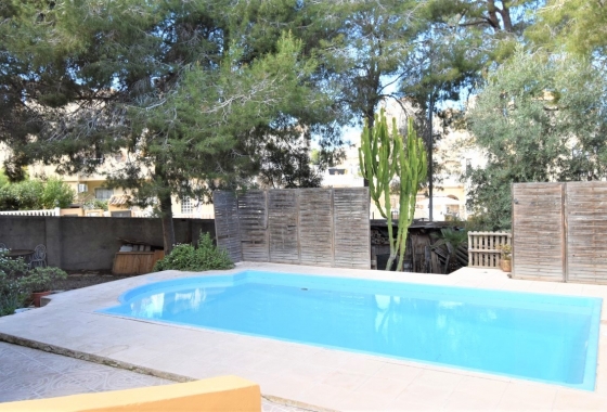 Resale - Villa - Orihuela Costa - Villamartin