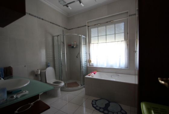 Resale - Villa - Torrevieja - Punta Prima