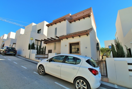 Resale - Villa - Villamartin - Pau 8