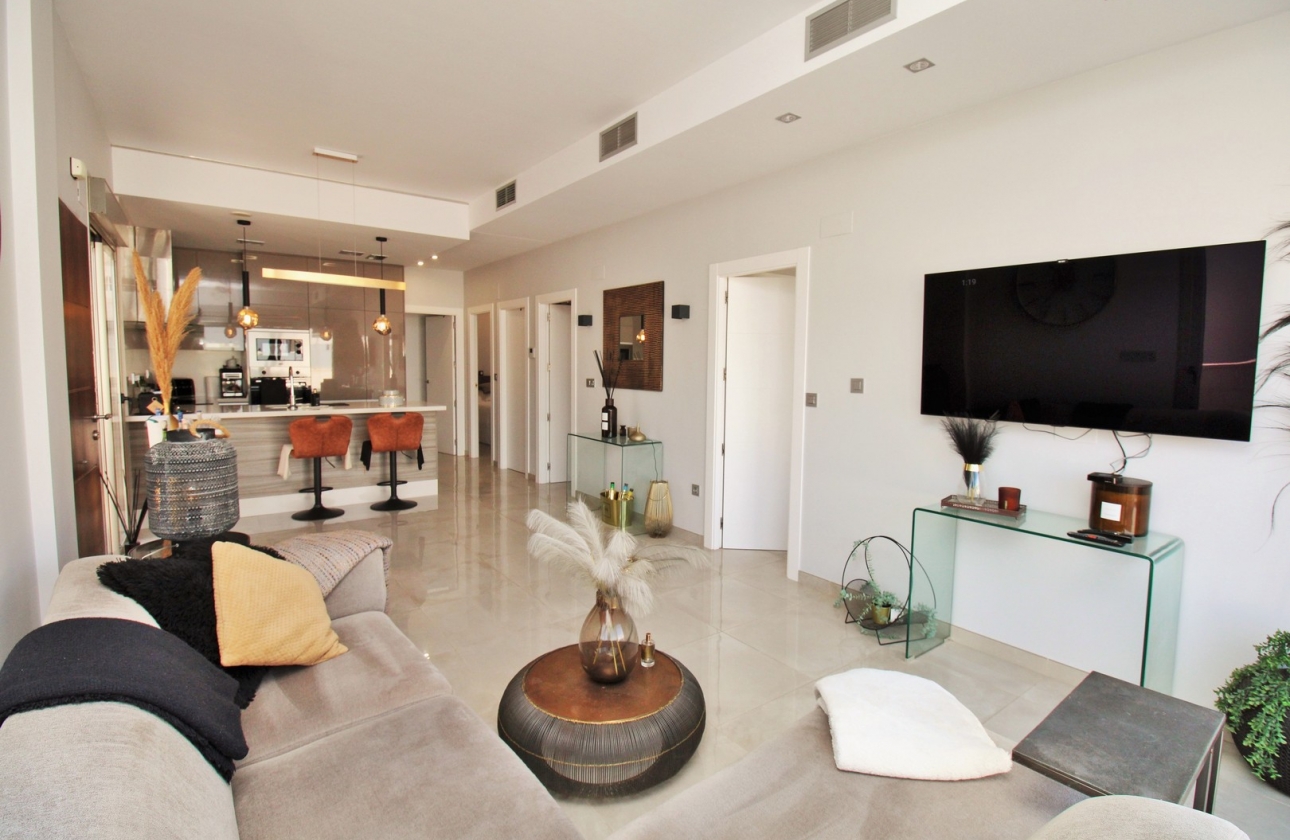 Reventa - Villa - Villamartin