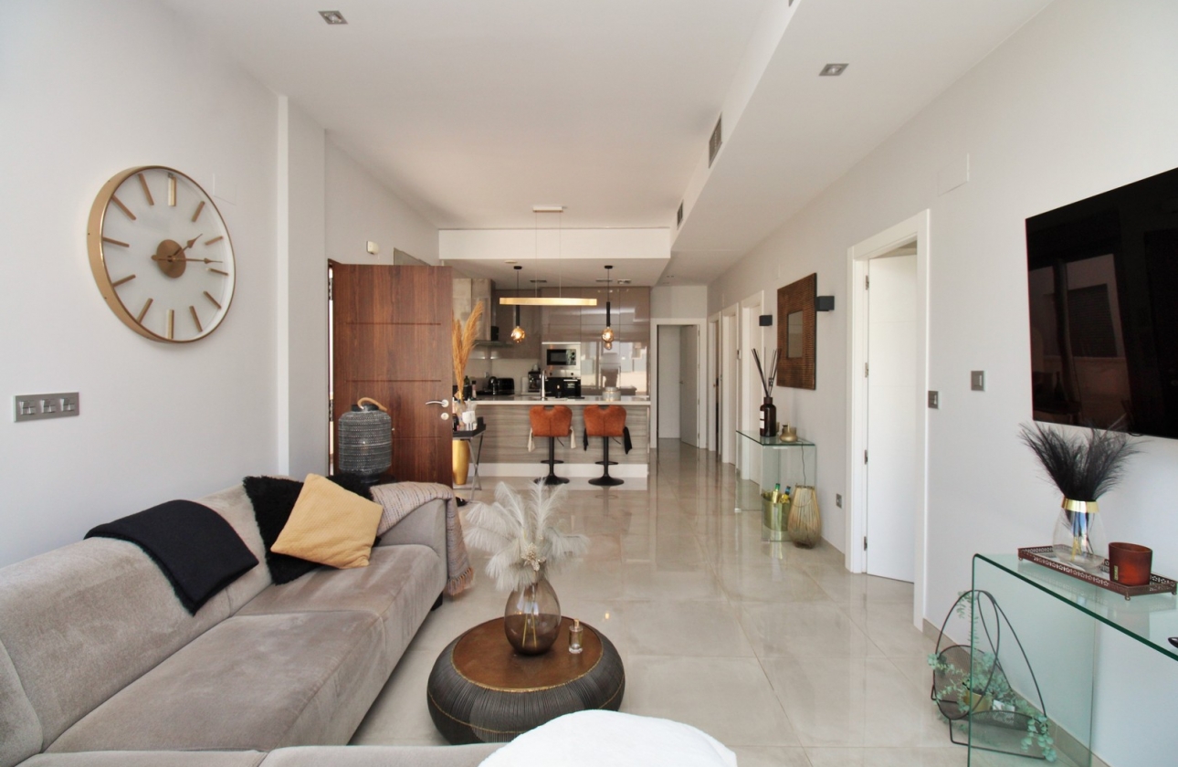 Reventa - Villa - Villamartin