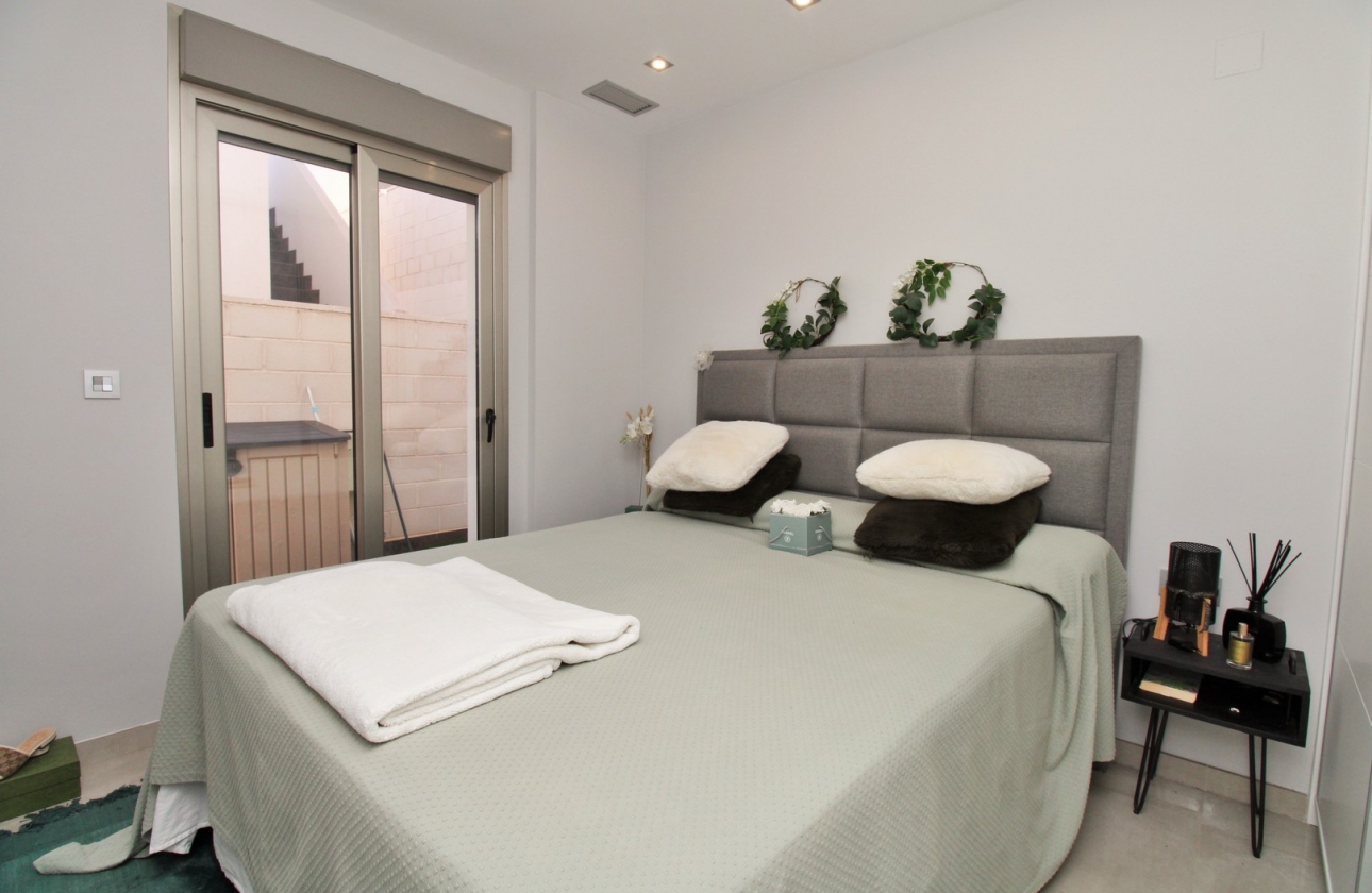 Reventa - Villa - Villamartin